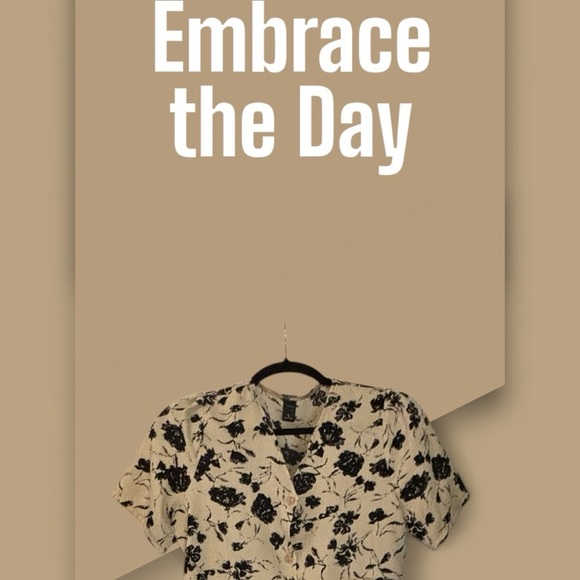 Dazy Black Floral Print Blouse Button up short sleeve dress shirt size medium - Picture 4 of 4